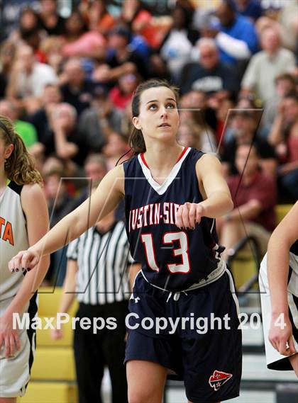 Thumbnail 3 in Justin-Siena vs. Arcata (CIF NorCal Regional D4 Final) photogallery.
