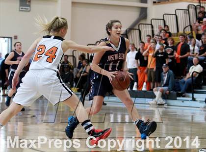 Thumbnail 3 in Justin-Siena vs. Arcata (CIF NorCal Regional D4 Final) photogallery.