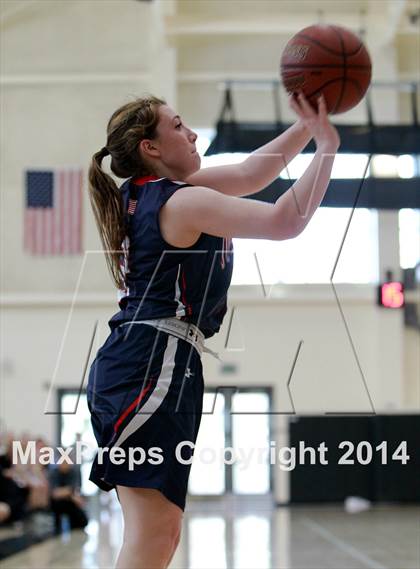Thumbnail 1 in Justin-Siena vs. Arcata (CIF NorCal Regional D4 Final) photogallery.