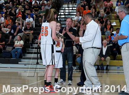 Thumbnail 2 in Justin-Siena vs. Arcata (CIF NorCal Regional D4 Final) photogallery.