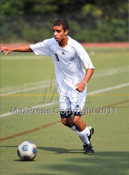 Thumbnail 2 in Farmington vs Lutheran North (Detroit Country Day Tournament) photogallery.