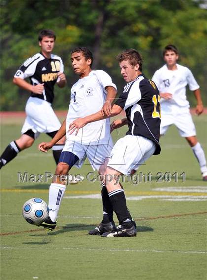 Thumbnail 1 in Farmington vs Lutheran North (Detroit Country Day Tournament) photogallery.