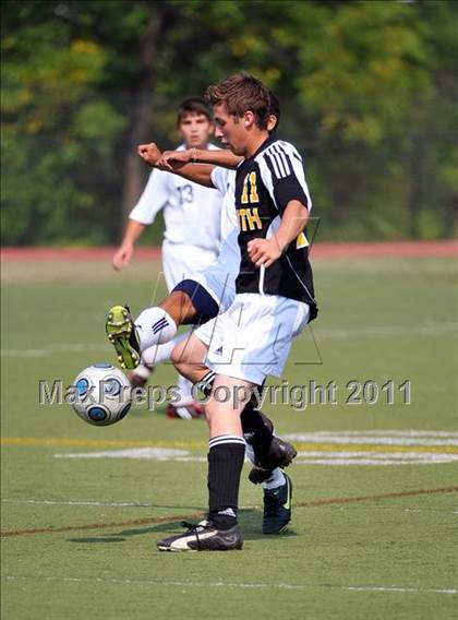 Thumbnail 2 in Farmington vs Lutheran North (Detroit Country Day Tournament) photogallery.