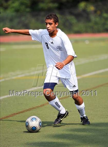Thumbnail 3 in Farmington vs Lutheran North (Detroit Country Day Tournament) photogallery.