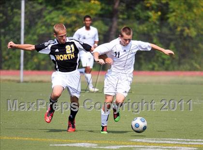 Thumbnail 3 in Farmington vs Lutheran North (Detroit Country Day Tournament) photogallery.