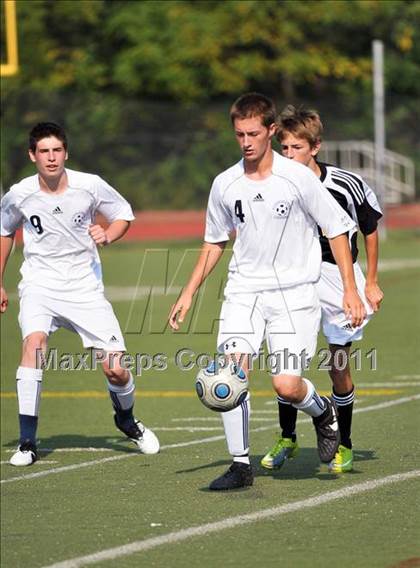 Thumbnail 2 in Farmington vs Lutheran North (Detroit Country Day Tournament) photogallery.