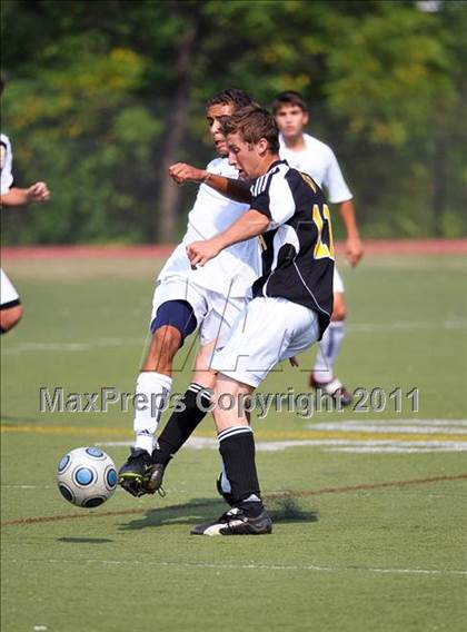 Thumbnail 3 in Farmington vs Lutheran North (Detroit Country Day Tournament) photogallery.