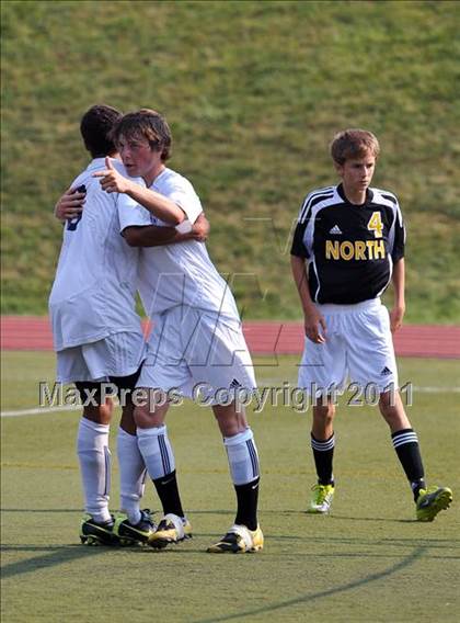 Thumbnail 3 in Farmington vs Lutheran North (Detroit Country Day Tournament) photogallery.