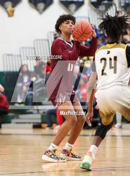 Thumbnail 1 in Ronald McDonald House Senior All-Star Game photogallery.