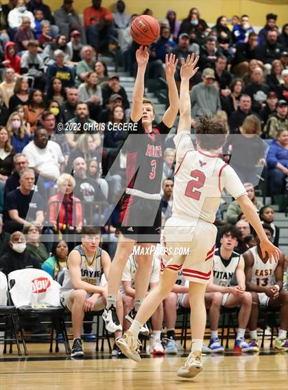 Thumbnail 1 in Ronald McDonald House Senior All-Star Game photogallery.