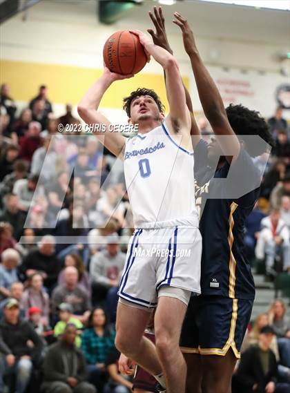 Thumbnail 3 in Ronald McDonald House Senior All-Star Game photogallery.