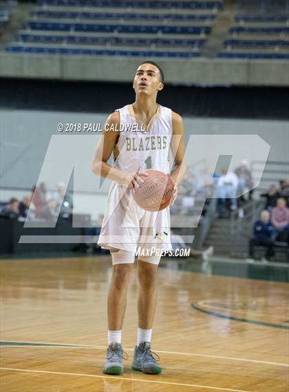 Thumbnail 3 in Seattle Prep vs. Timberline (WIAA 3A 1st Round Playoff) photogallery.