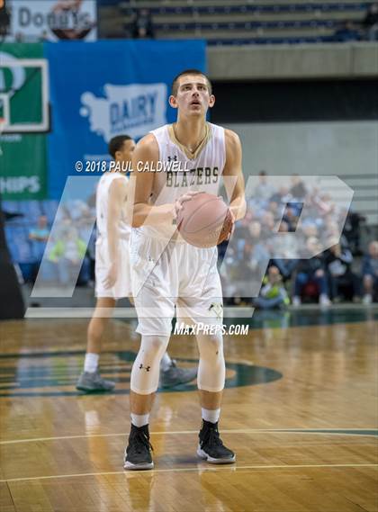 Thumbnail 1 in Seattle Prep vs. Timberline (WIAA 3A 1st Round Playoff) photogallery.