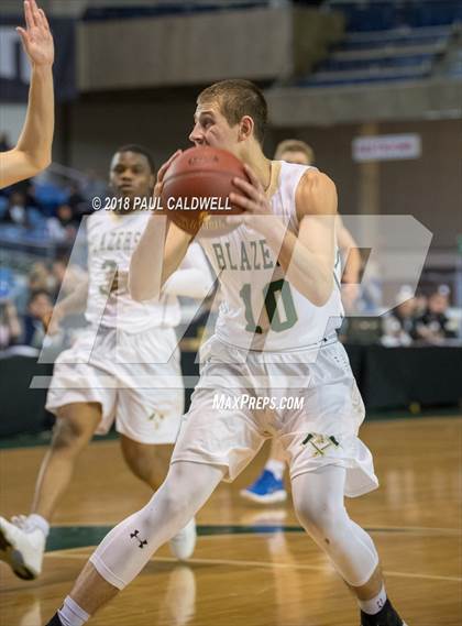 Thumbnail 3 in Seattle Prep vs. Timberline (WIAA 3A 1st Round Playoff) photogallery.