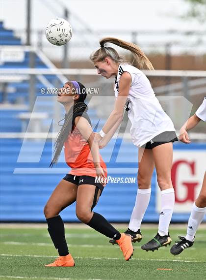 Thumbnail 2 in Rockwall vs Southlake Carroll (UIL 6A Girl Soccer State Final) photogallery.