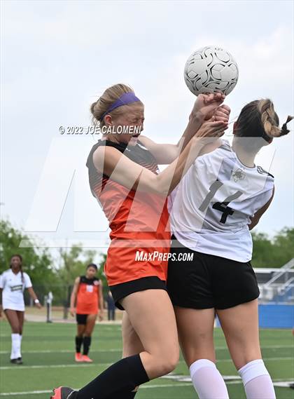 Thumbnail 2 in Rockwall vs Southlake Carroll (UIL 6A Girl Soccer State Final) photogallery.