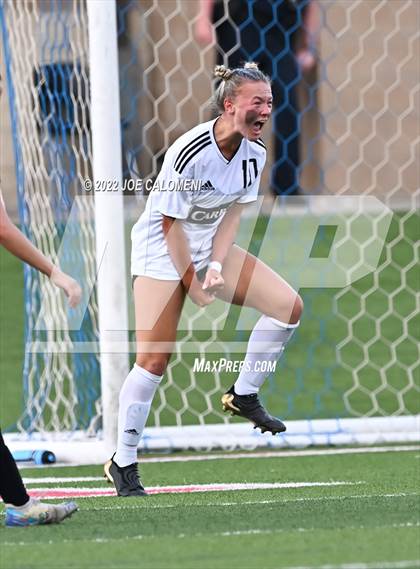 Thumbnail 1 in Rockwall vs Southlake Carroll (UIL 6A Girl Soccer State Final) photogallery.