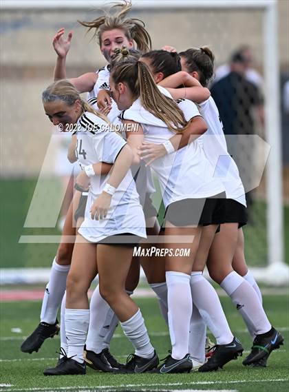 Thumbnail 2 in Rockwall vs Southlake Carroll (UIL 6A Girl Soccer State Final) photogallery.