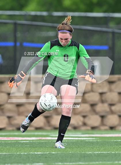 Thumbnail 2 in Rockwall vs Southlake Carroll (UIL 6A Girl Soccer State Final) photogallery.