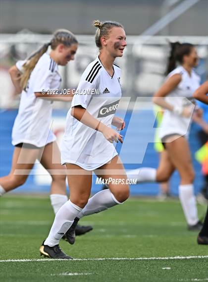 Thumbnail 3 in Rockwall vs Southlake Carroll (UIL 6A Girl Soccer State Final) photogallery.