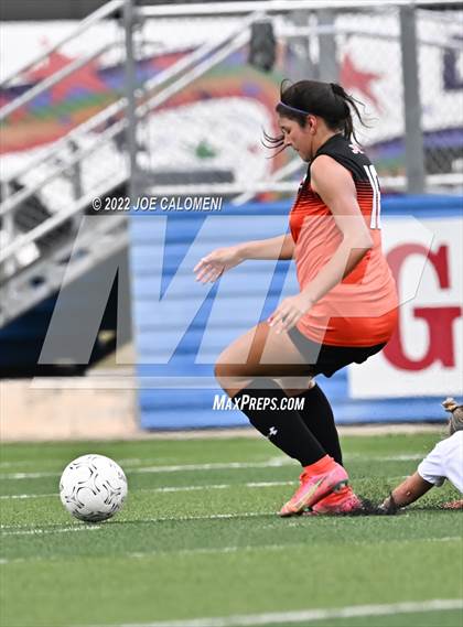Thumbnail 3 in Rockwall vs Southlake Carroll (UIL 6A Girl Soccer State Final) photogallery.