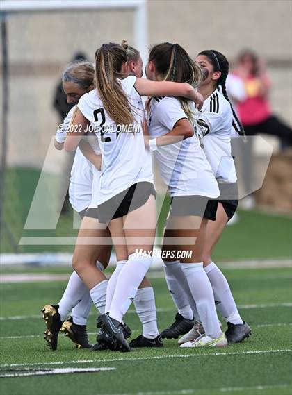 Thumbnail 3 in Rockwall vs Southlake Carroll (UIL 6A Girl Soccer State Final) photogallery.