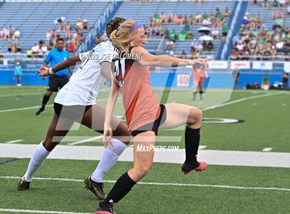Thumbnail 2 in Rockwall vs Southlake Carroll (UIL 6A Girl Soccer State Final) photogallery.