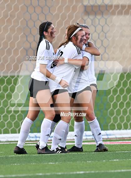 Thumbnail 2 in Rockwall vs Southlake Carroll (UIL 6A Girl Soccer State Final) photogallery.