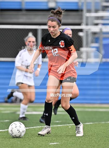 Thumbnail 2 in Rockwall vs Southlake Carroll (UIL 6A Girl Soccer State Final) photogallery.