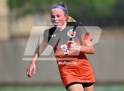 Thumbnail 2 in Rockwall vs Southlake Carroll (UIL 6A Girl Soccer State Final) photogallery.
