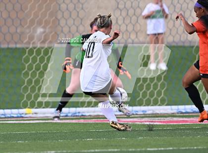 Thumbnail 2 in Rockwall vs Southlake Carroll (UIL 6A Girl Soccer State Final) photogallery.