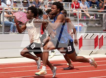Thumbnail 1 in OSSAA 5A/6A - Owasso 2025 photogallery.