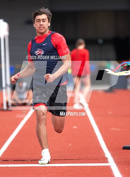 Thumbnail 2 in OSSAA 5A/6A - Owasso 2025 photogallery.