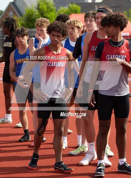 Thumbnail 3 in OSSAA 5A/6A - Owasso 2025 photogallery.
