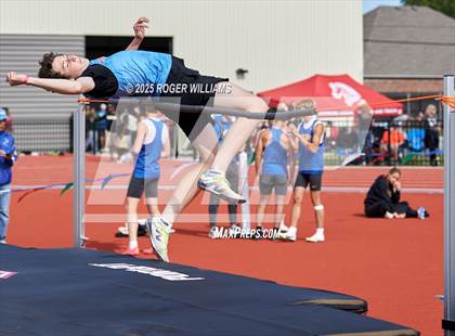 Thumbnail 3 in OSSAA 5A/6A - Owasso 2025 photogallery.