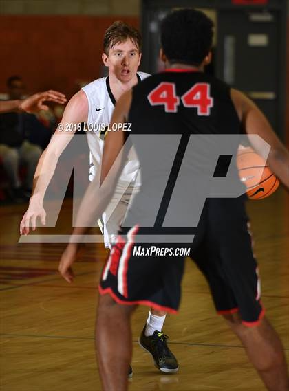 Thumbnail 2 in Capistrano Valley vs. Westchester (Nike Extravaganza) photogallery.