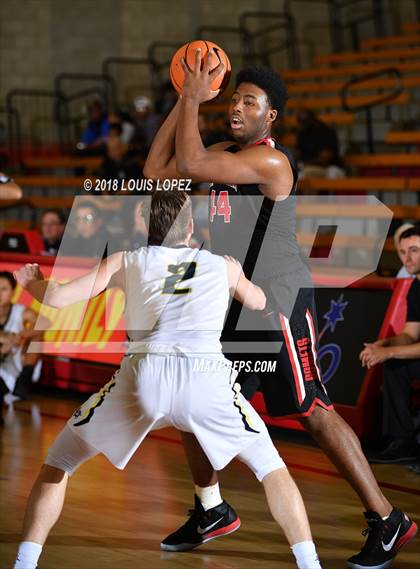 Thumbnail 2 in Capistrano Valley vs. Westchester (Nike Extravaganza) photogallery.