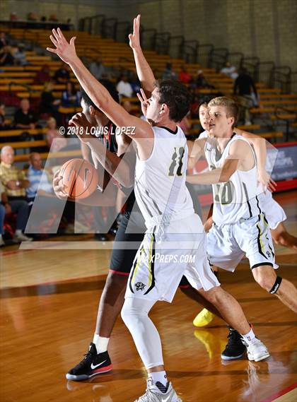 Thumbnail 3 in Capistrano Valley vs. Westchester (Nike Extravaganza) photogallery.