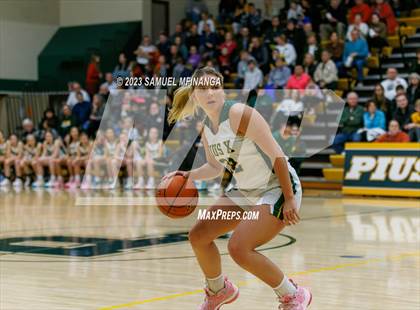 Thumbnail 2 in Skutt Catholic @ Pius X photogallery.