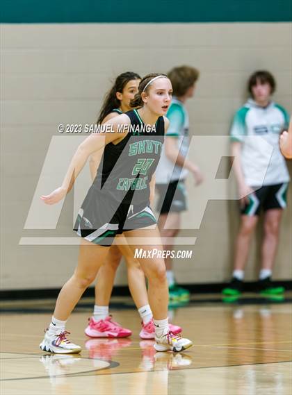 Thumbnail 3 in Skutt Catholic @ Pius X photogallery.