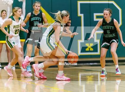 Thumbnail 1 in Skutt Catholic @ Pius X photogallery.