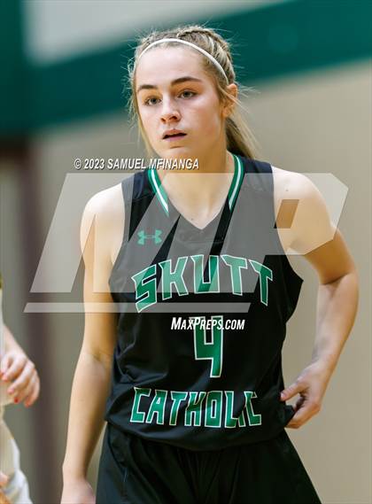 Thumbnail 3 in Skutt Catholic @ Pius X photogallery.