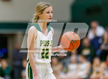 Thumbnail 2 in Skutt Catholic @ Pius X photogallery.