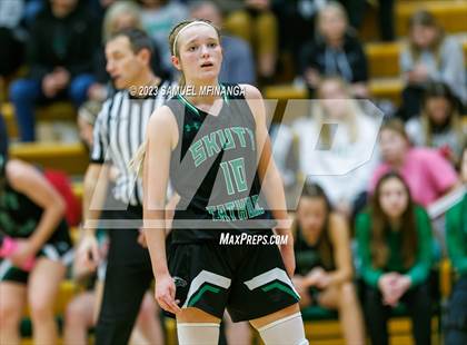 Thumbnail 2 in Skutt Catholic @ Pius X photogallery.