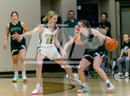 Thumbnail 1 in Skutt Catholic @ Pius X photogallery.