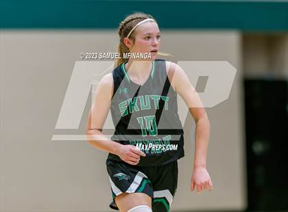 Thumbnail 3 in Skutt Catholic @ Pius X photogallery.