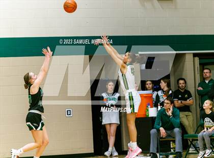 Thumbnail 2 in Skutt Catholic @ Pius X photogallery.
