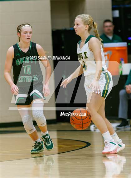 Thumbnail 2 in Skutt Catholic @ Pius X photogallery.