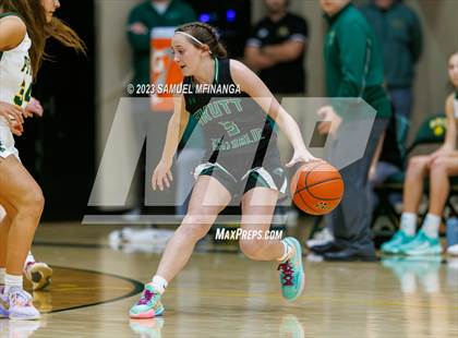 Thumbnail 2 in Skutt Catholic @ Pius X photogallery.