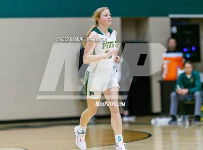 Thumbnail 3 in Skutt Catholic @ Pius X photogallery.